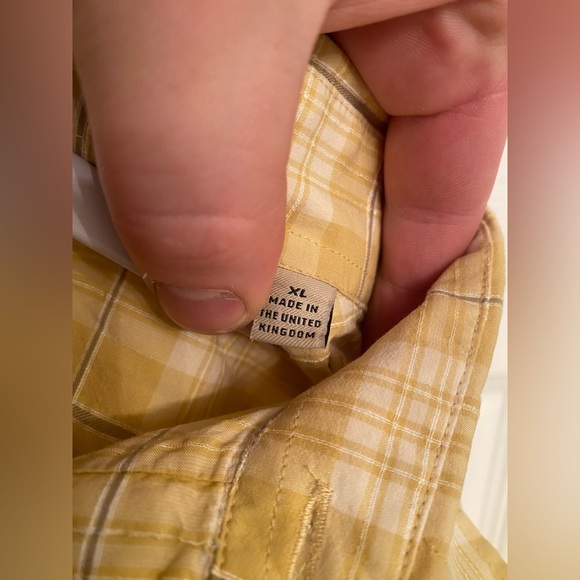 SOLD Burberry London Yellow novacheck Button Up Shirt - Picture 5 of 6